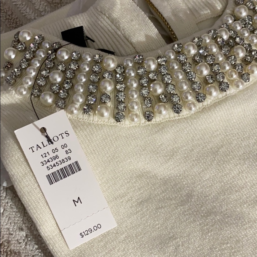 Embellished neckline Cashmere short sleeve  M